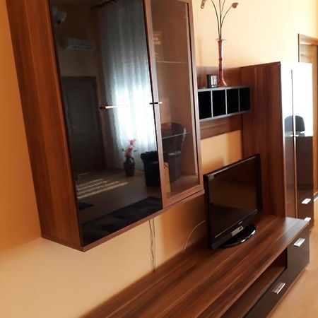 Piac Utcai Apartman 데브레첸 외부 사진