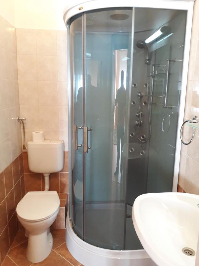 Piac Utcai Apartman 데브레첸 외부 사진